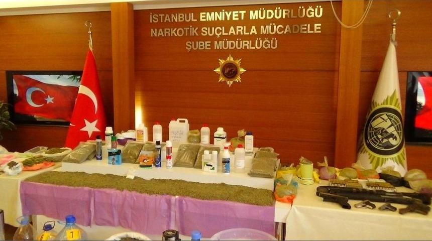 Polisten Uyuşturucu İmalathanesine Baskın: 11 G&ouml;zaltı