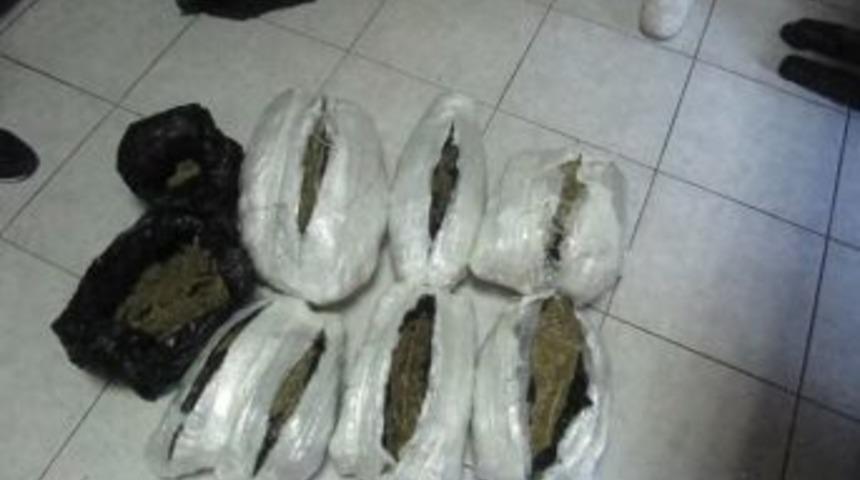 Minib&uuml;sten 6 Kilo 950 Gram Esrar &Ccedil;ıktı