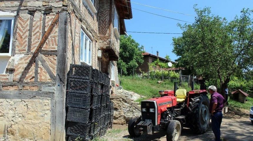 85 Yaşındaki Dede, Oğlu İle Torununu &Ouml;ld&uuml;rd&uuml;