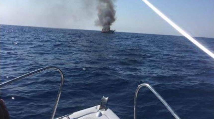Gulet Yat, Test Seyrinde Yanarak Battı