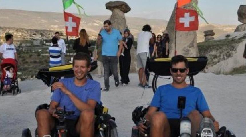 Bisikletle D&uuml;nya Turuna &Ccedil;ıkan 4 Gen&ccedil; Kapadokya&rsquo;Dan Ge&ccedil;ti