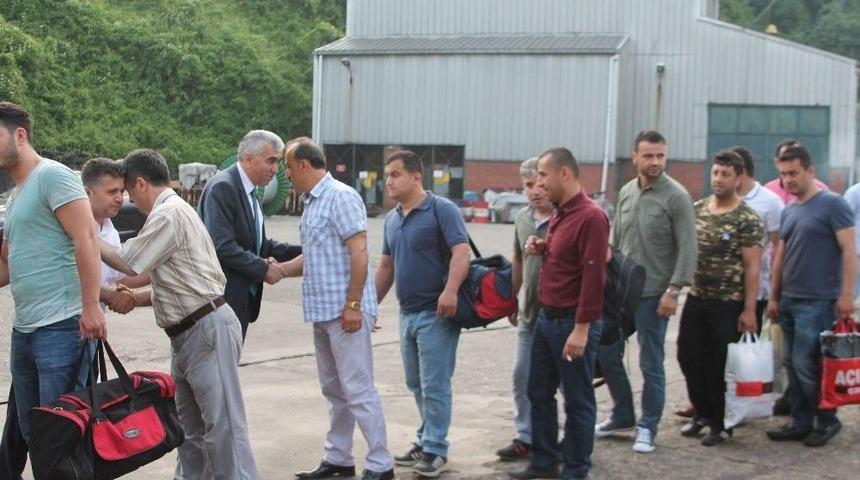 Demirci Madenci İle Bayramlaştı