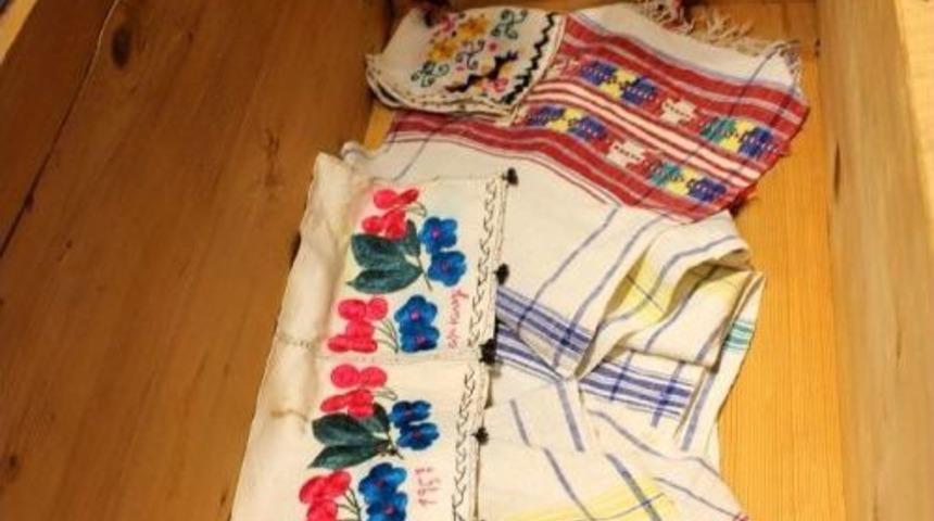 1930&rsquo;dan G&uuml;n&uuml;m&uuml;ze &Ccedil;eyiz Sandıkları Sergilendi