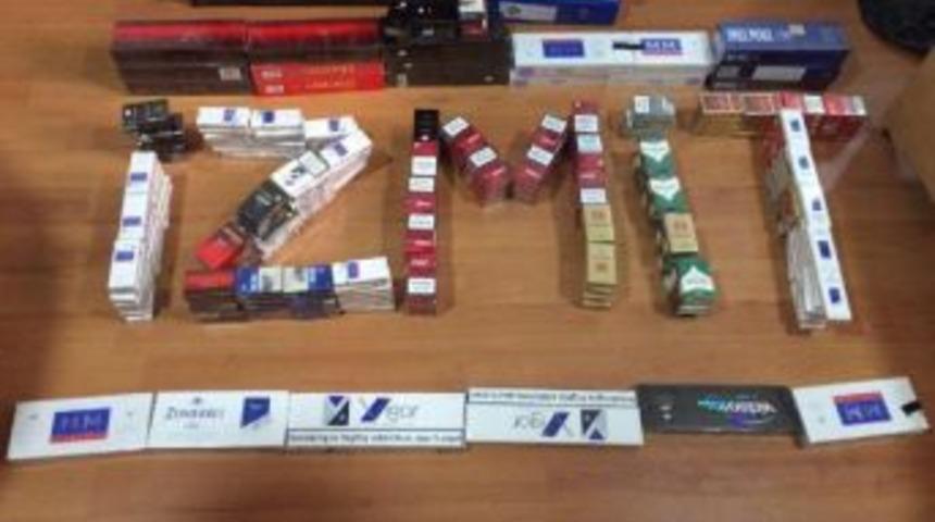 &Ccedil;orap Tezgahının Altından Ka&ccedil;ak Sigara Satarken Yakalandı