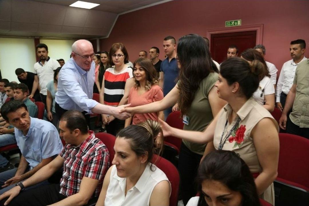 Başkan Kurt&rsquo;tan Bayramlaştığı Personele Teşekk&uuml;r