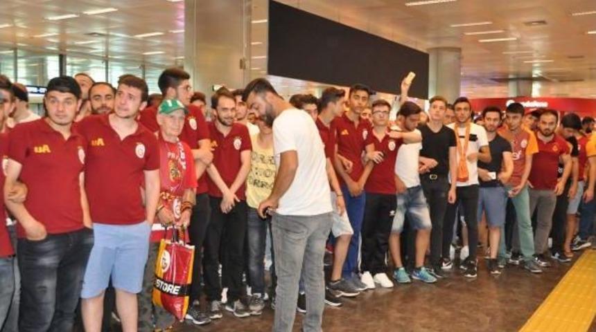 Gs'nin Gomis'i Geldi