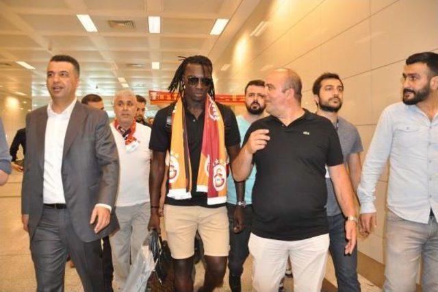 Gs'nin Gomis'i Geldi