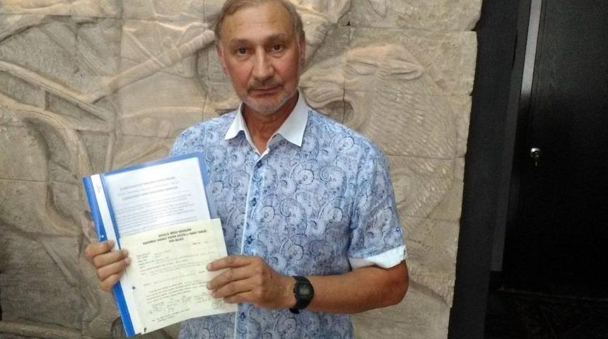 2 Bin Yıllık S&uuml;tunların Konulduğu Apartman Sahibinden Tepkilere Yanıt