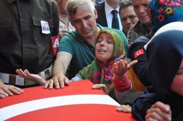 Şehit Jandarma Onbaşı Sinan Hamza'nın Cenazesi Trabzon’Da (2)