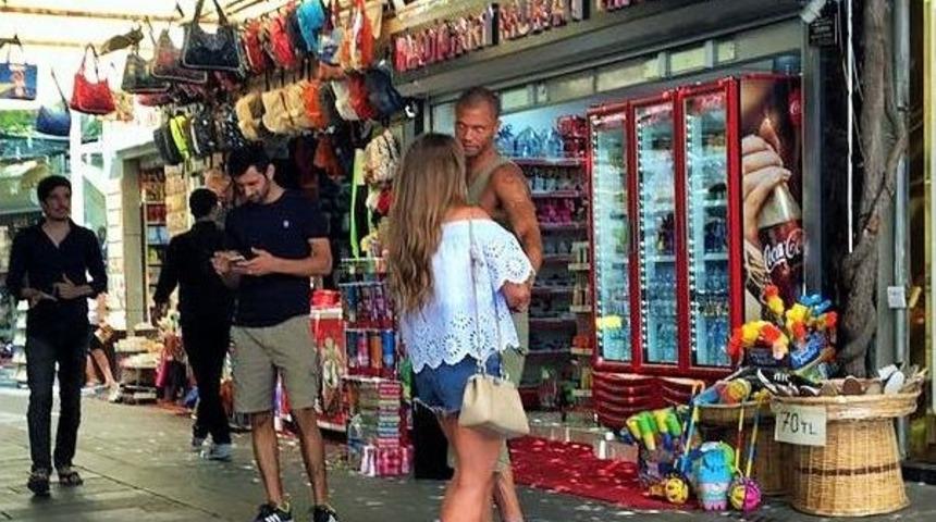 Jeremy Meeks Bodrum Sokaklarında Dans Etti
