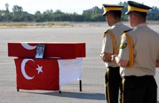 Hakkari'deki Çatışmada 1 Özel Harekat Polisi Şehit Oldu (4)