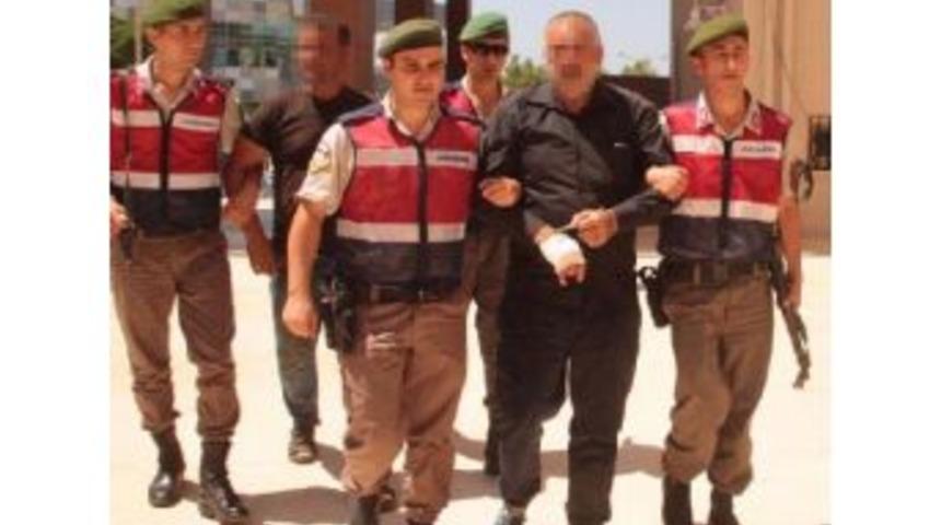 Gen&ccedil; Kadın Hayat Arkadaşını Sevgilisi Ile Birlikte &Ouml;ld&uuml;rd&uuml;