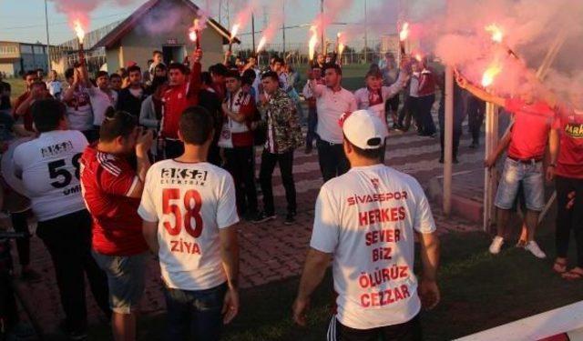 Sivasspor Top Başı Yaptı