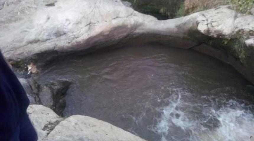 Salihli'de Serinlemek I&ccedil;in Girdiği Derede Kayboldu