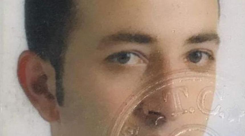 Bariyerlere &Ccedil;arpan Otomobilde 1 &Ouml;l&uuml;, 1 Yaralı