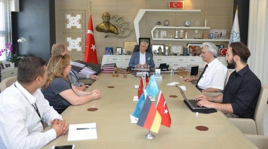 Nil&uuml;fer İle Hanau Arasındaki İlişkiler Yeni Projelerle G&uuml;&ccedil;lenecek