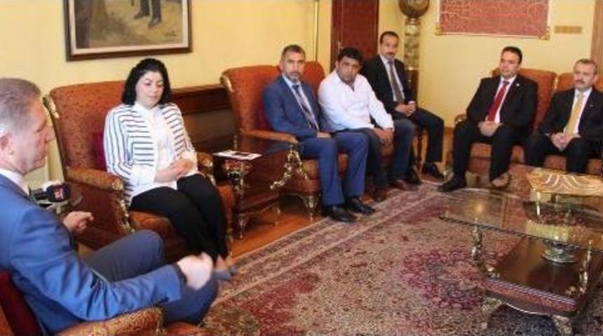 Uyuşturucuyla M&uuml;cadele G&ouml;n&uuml;ll&uuml;lerine Teşekk&uuml;r Belgesi