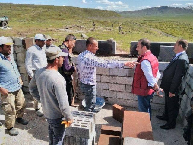 Güvenlik Korucularına Nöbet Kuleleri Yapıldı