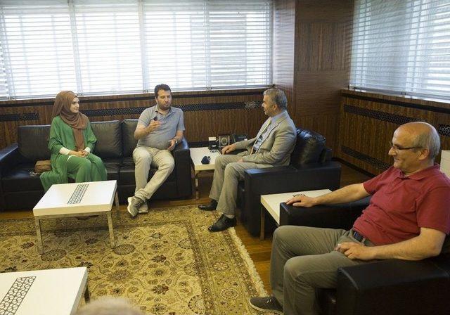 Diriliş Ertuğrul’un Yapımcısı Mehmet Bozdağ, Büyükşehir Belediyesi Dergileri İçin Başkan Çelik’e Teşekkür Etti 1