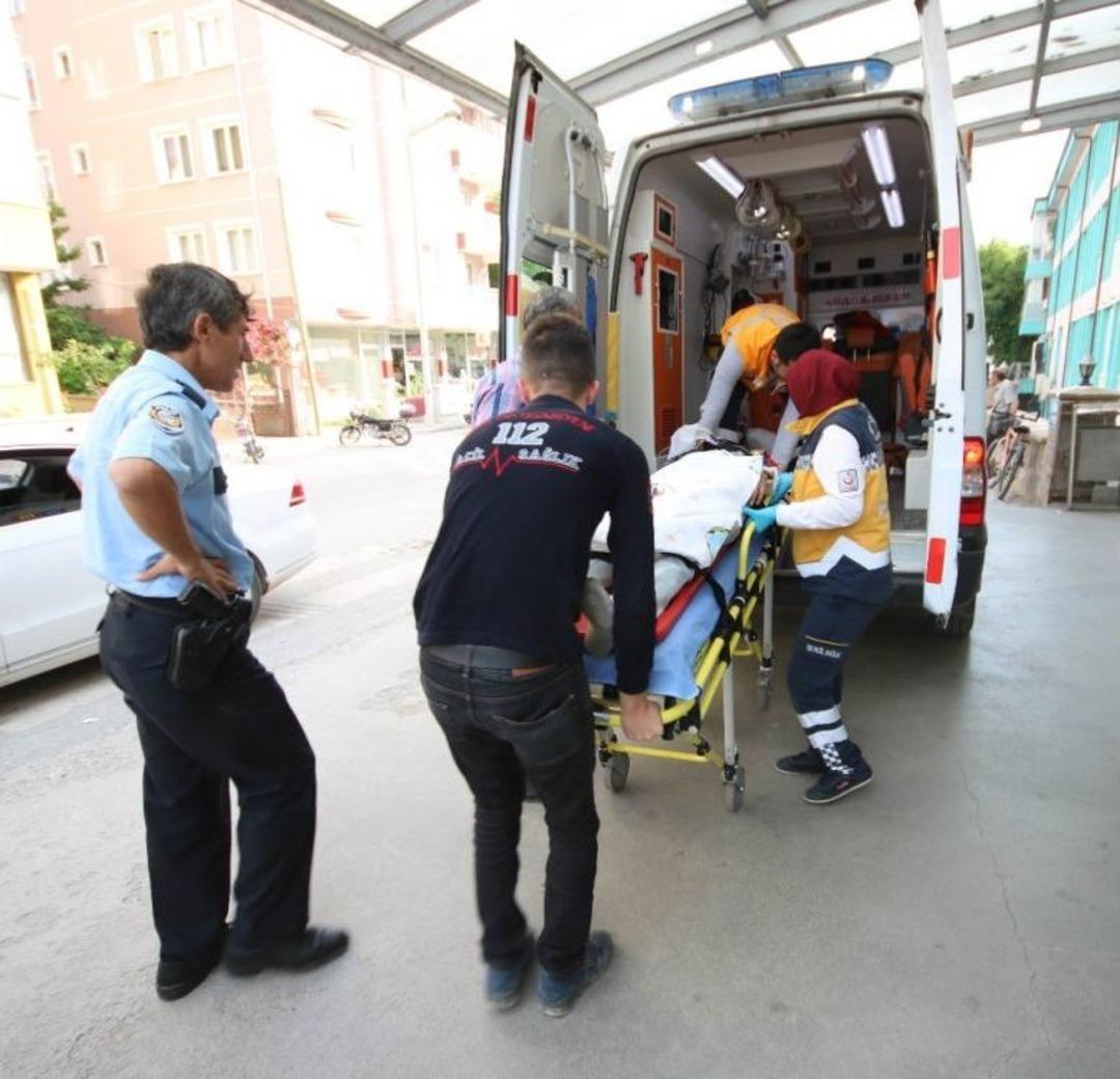 Hırsızlık Ş&uuml;phelisi Polisten Ka&ccedil;arken 4. Kattan D&uuml;şt&uuml;