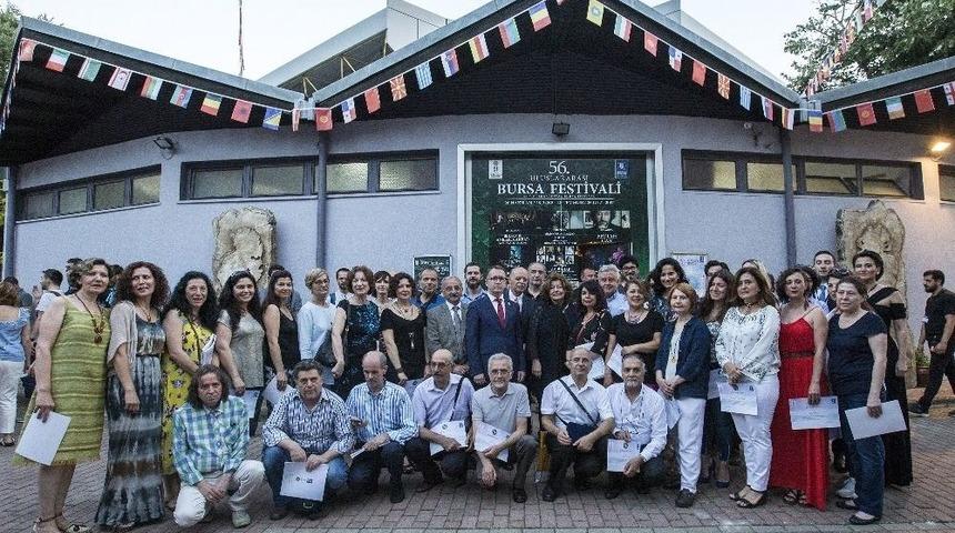 Festival Coşkusu Anjelika Akbar İle Başladı