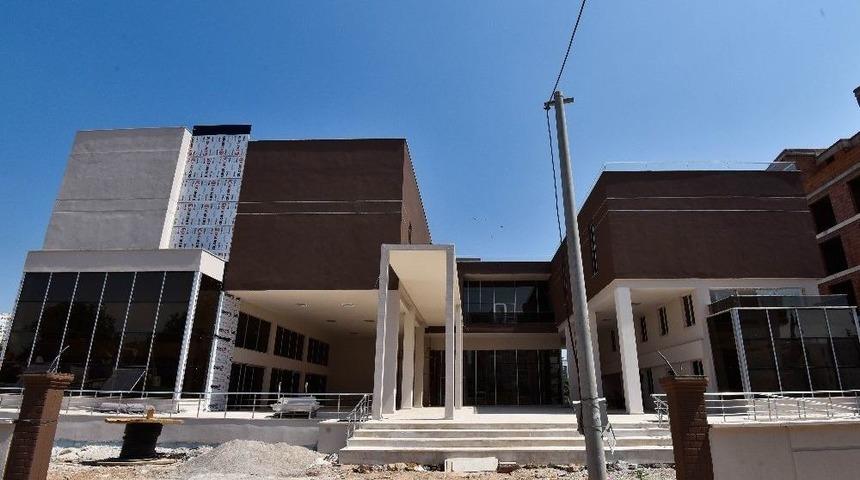 Hacı Bektaş Veli K&uuml;lt&uuml;r Merkezi&rsquo;nin İnşaatı Tamamlandı