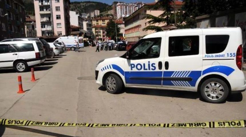 Ambulanstan Gelen Patlama Sesi Polisi Alarma Ge&ccedil;irdi