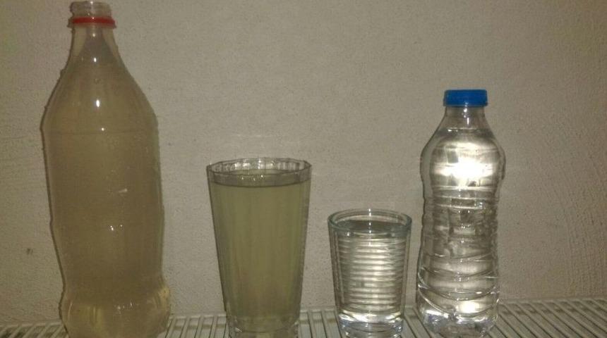 &Ccedil;eşmelerden Akan &Ccedil;amurlu Su K&ouml;yl&uuml;leri Perişan Etti