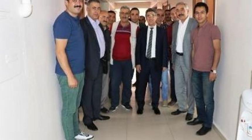 İl M&uuml;d&uuml;r&uuml; Kenan Engin Personellerin Bayramını Kutladı