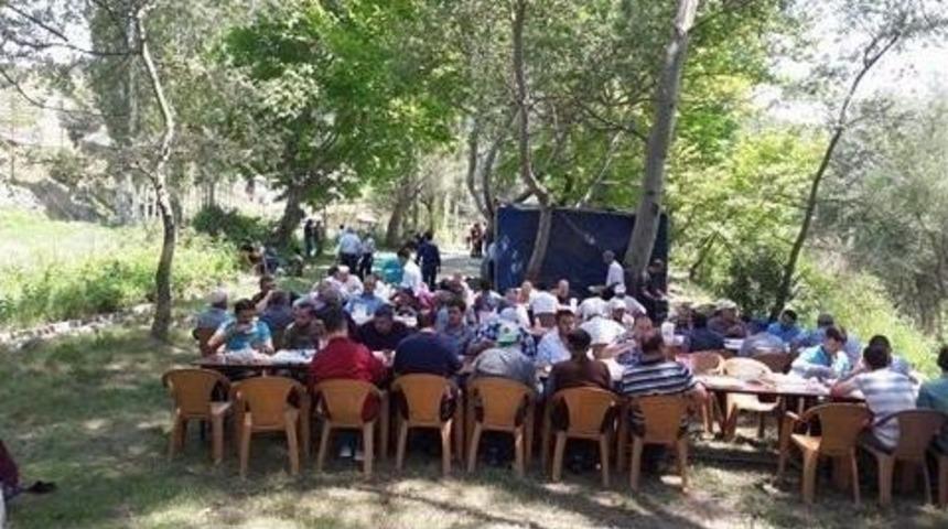 Emet&rsquo;te Hayır Ve Dayanışma G&uuml;n&uuml;