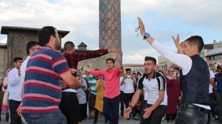 Sıla-i Rahim Programında Coşku Doruktaydı