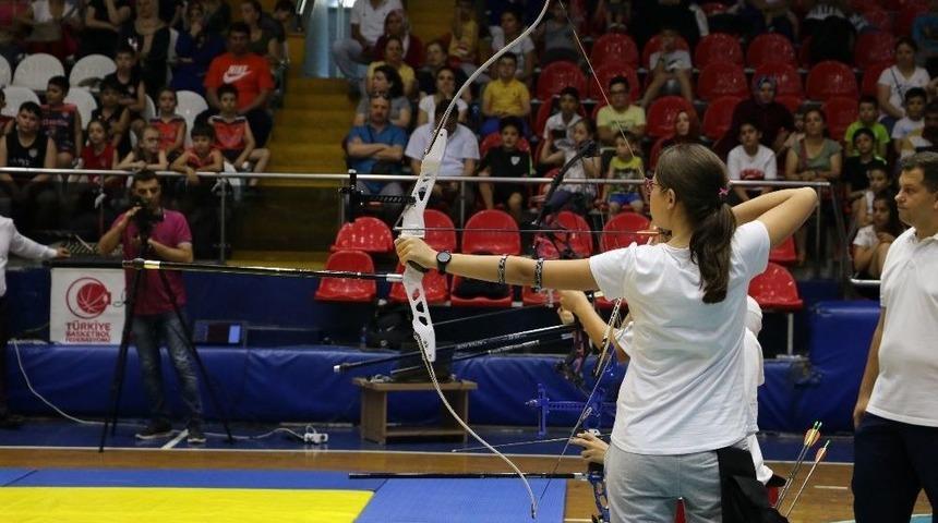 Manisa&rsquo;da 22 Branşta Sporcu Yetişecek