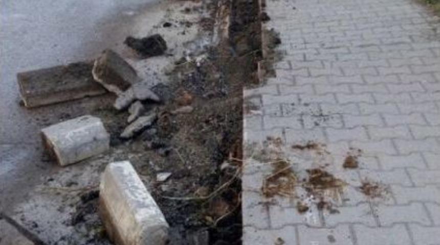 K&ouml;rfez&rsquo;in Yollarında Bakım &Ccedil;alışmaları Yapılıyor