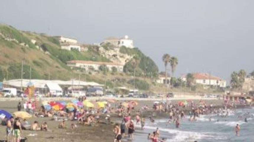 Hataylılar Samandağ Sahiline Akın Etti