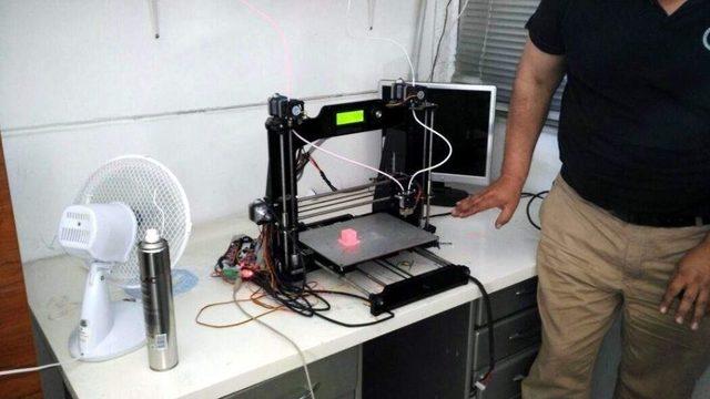 Meslek Lisesi Öğretmenleri İspanya’da 3d Yazıcı Eğitimi Aldı