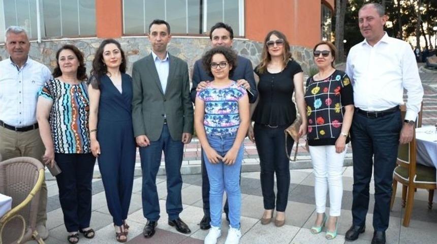 Tayini &Ccedil;ıkan Jandarma Komutanına Veda Yemeği