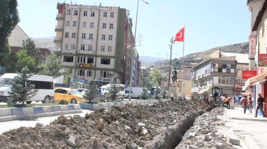 Tozlu, &Ccedil;ukurlu Bir Şehir Yeniden İhya Ediliyor