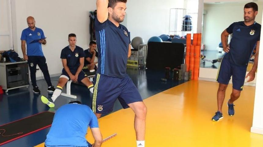 Fenerbah&ccedil;e&rsquo;de Hazırlıklar S&uuml;r&uuml;yor