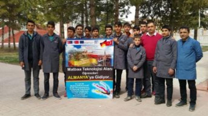 Yunus Emre Mesleki Ve Teknik Anadolu Lisesi &Ouml;ğrencileri Almanya&rsquo;ya Gitmeye Hazırlanıyor