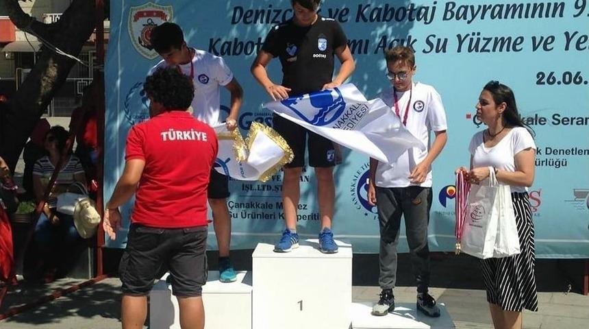 S&uuml;leymanpaşalı Sporcu &Ccedil;anakkale Boğazı&rsquo;ndan Madalya İle D&ouml;nd&uuml;