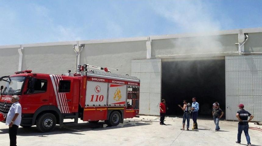 &Ccedil;ır&ccedil;ır Fabrikasında Yangın