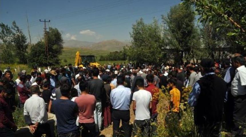 G&uuml;venlik Korucusu, Arkadaşının Silahından &Ccedil;ıkan Kurşunla Şehit Oldu