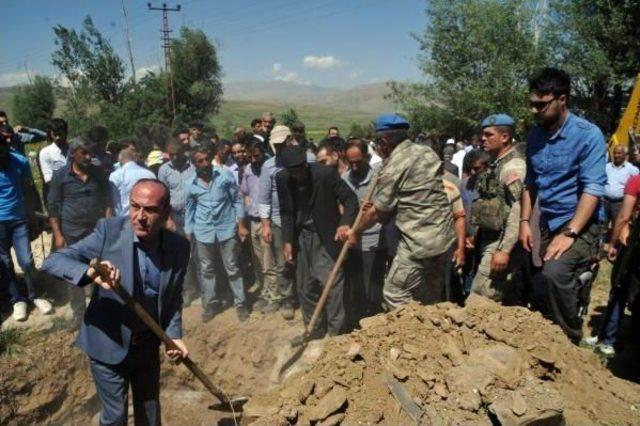 Güvenlik Korucusu, Arkadaşının Silahından Çıkan Kurşunla Şehit Oldu