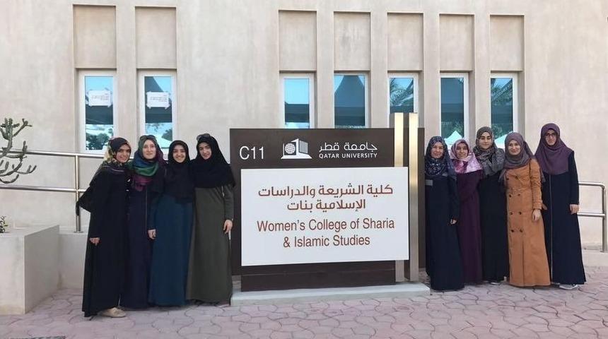 Sa&uuml; İlahiyat Fak&uuml;ltesi &Ouml;ğrencileri Yurda D&ouml;n&uuml;ş Yaptı