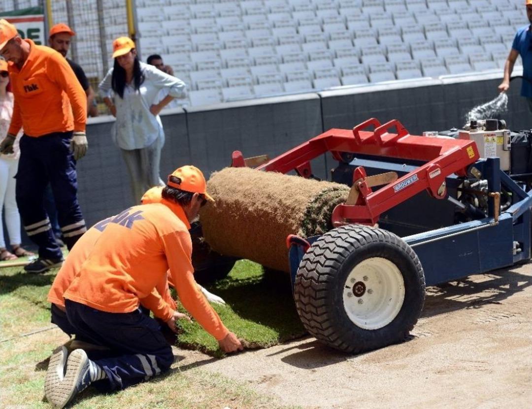 Bursa B&uuml;y&uuml;kşehir Stadyumu&rsquo;nda &Ccedil;im Serimine Başlandı
