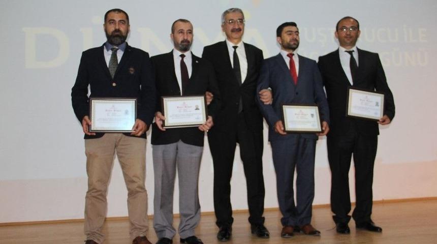 &Ccedil;orum&rsquo;da Uyuşturucu İle M&uuml;cadelede Etkin Rol Alan Personel Ve Kurumlar &Ouml;d&uuml;llendirildi