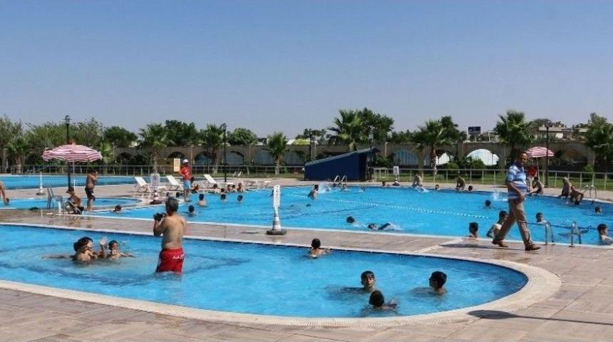 B&uuml;y&uuml;kşehirden 5 Yıldız Konforunda Y&uuml;zme Havuzları