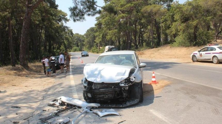 Manavgat&rsquo;ta Trafik Kazası: 1 Yaralı