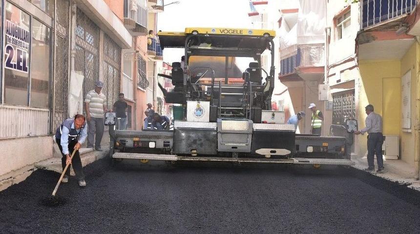 Hacı Abdi Mahallesinde Asfalt &Ccedil;alışmaları Devam Ediyor