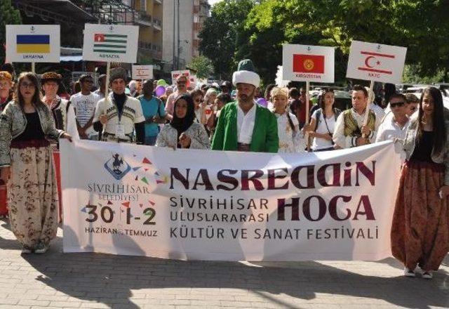 Temsili Nasreddin Hoca, Eskişehirlileri Festivale Davet Etti